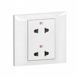 Ổ cắm đôi ba chấu 16A Belanko S - 617664